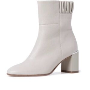 Elegant soft gray /beige Ankle Boots
